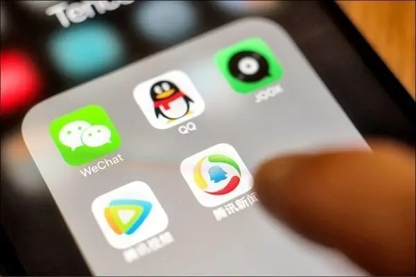 闲鱼交易猫提供英雄联盟QQ账号发货安全吗？会不会被发现？